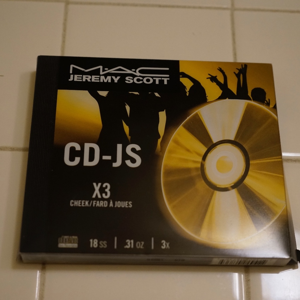 COPY - NIB MAC x Jeremy Scott Face Kit